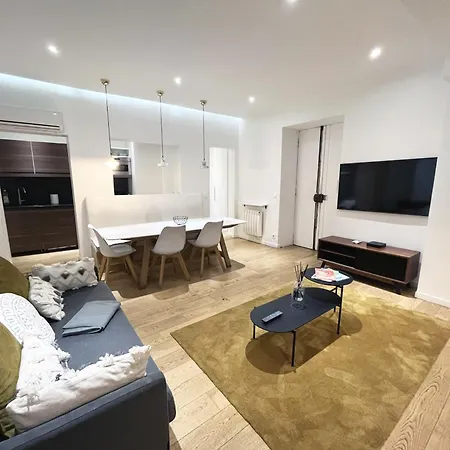 Urban Flat 69 - Beautiful Parisian In Center Of * Παρίσι